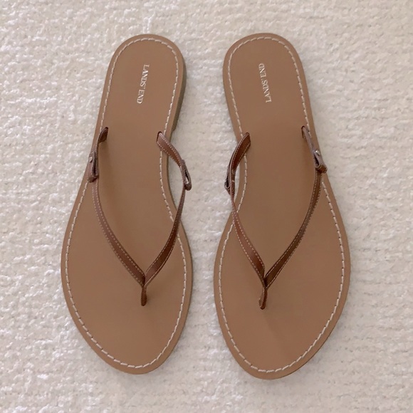 NWOT LANDS’ END LEATHER FLIP FLOP - Picture 1 of 7
